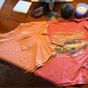 Batch of five T-shirts: size small/medium